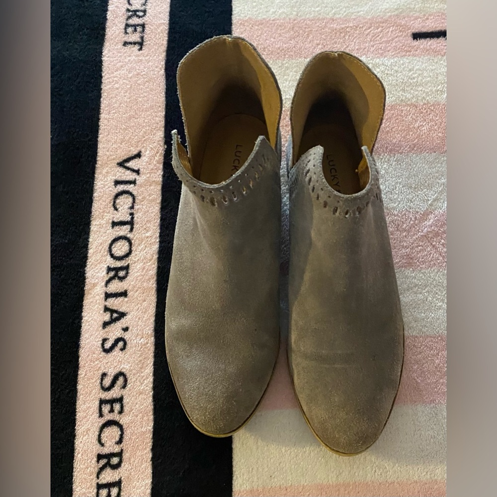 Lucky Brand Bustina gray ankle boots 6.5 - Picture 3 of 13